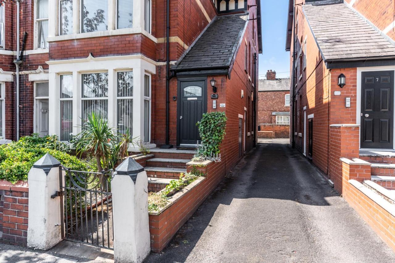 St David'S - Stylish 2 Bed Apartment, Free Parking, Close To Beach Lytham St Annes Eksteriør billede